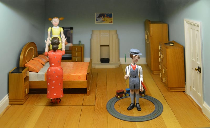 Dollhouse Miniatures